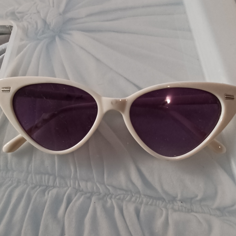 Free people cat sunglasses